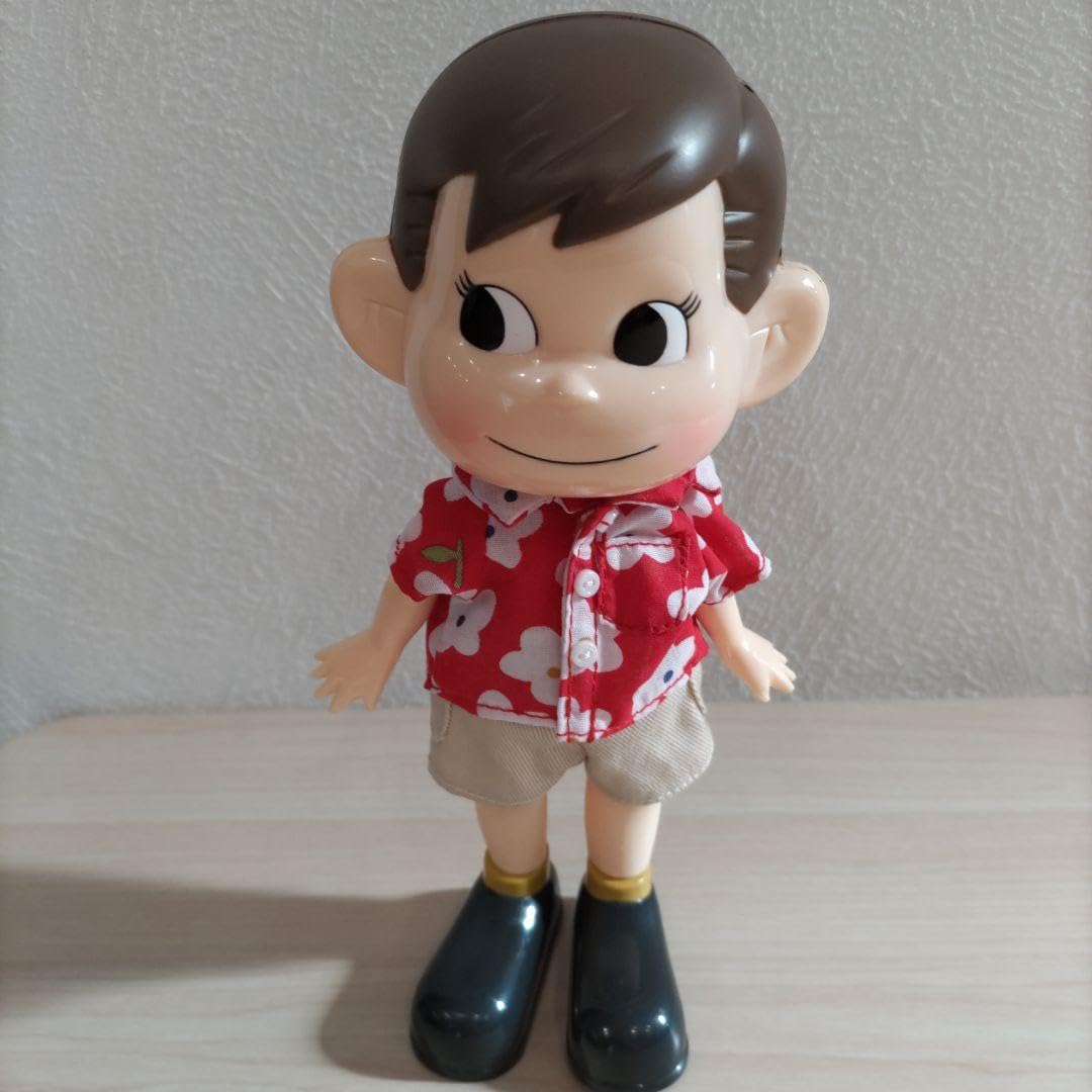 Amazon | 不二家 ペコちゃん着せかえ人形&スポーツポコちゃん人形