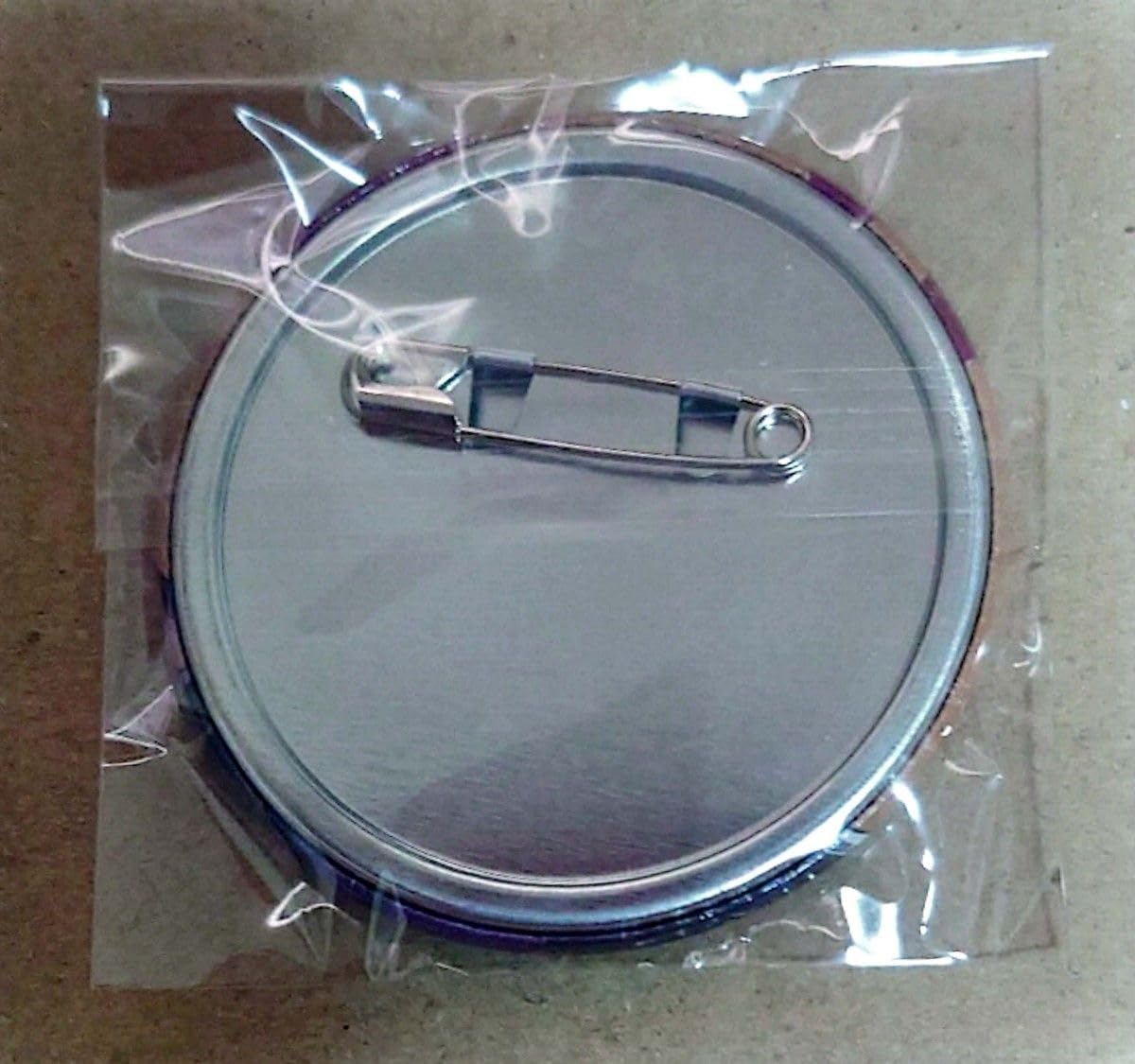 Amazon.co.jp: ドズル社 ぼんじゅうる 缶バッジ : おもちゃ