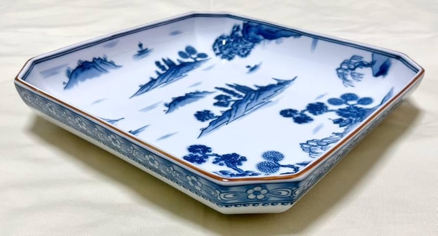 Amazon.co.jp: 前畑陶器 庫山窯 染付山水絵 角大皿 盛皿 直径26センチ