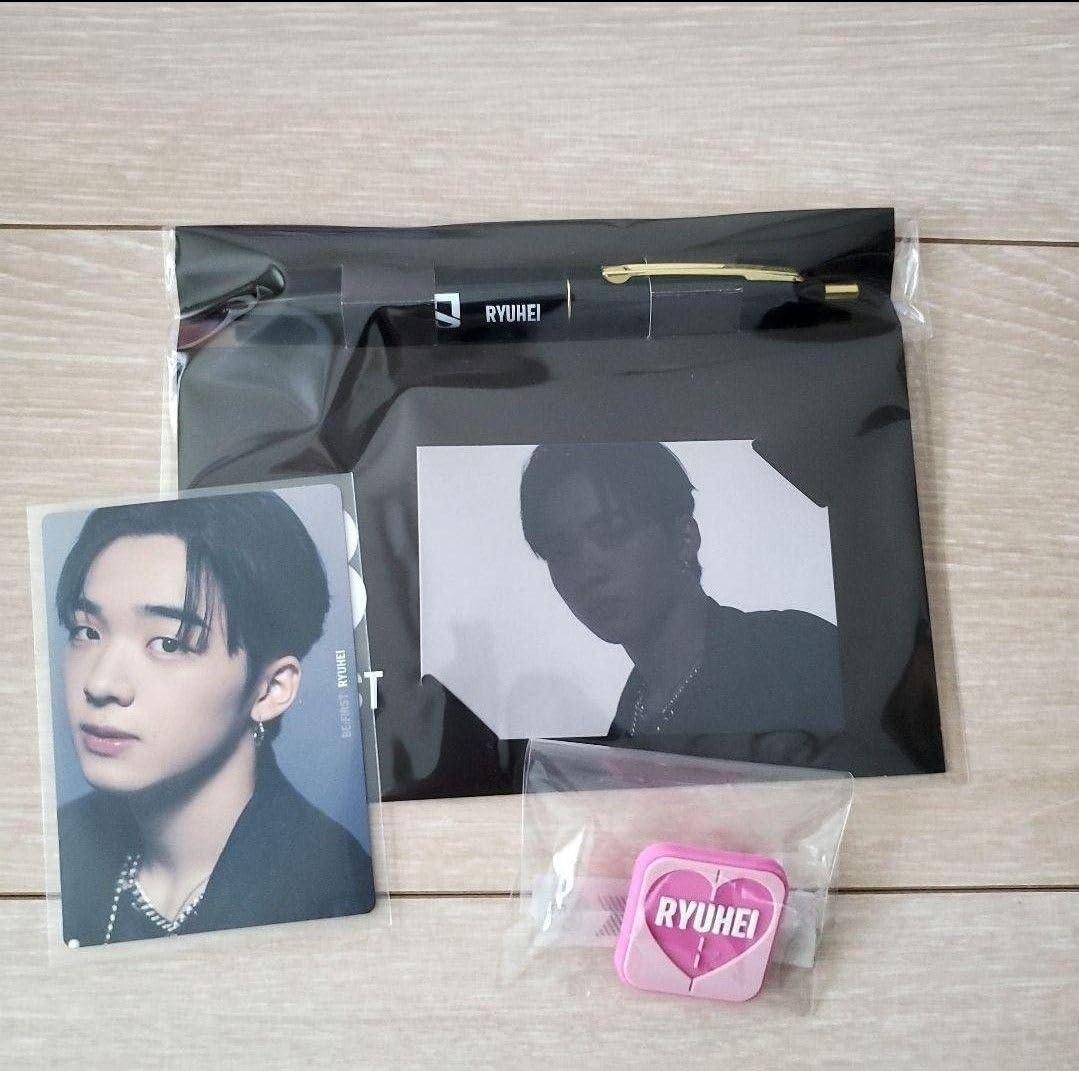 Amazon.co.jp: BE:FIRST リュウヘイ グッズ まとめ売り : おもちゃ