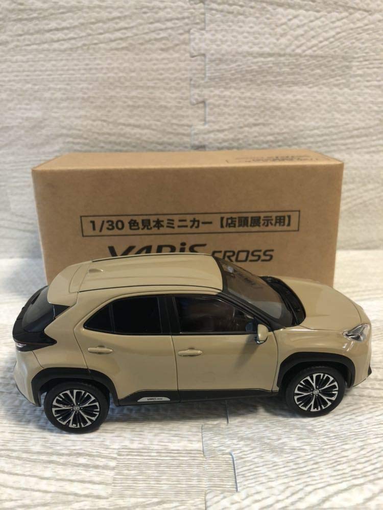 Amazon | 1/30 トヨタ 新型ヤリスクロス YARIS CROSS ハイブリッド
