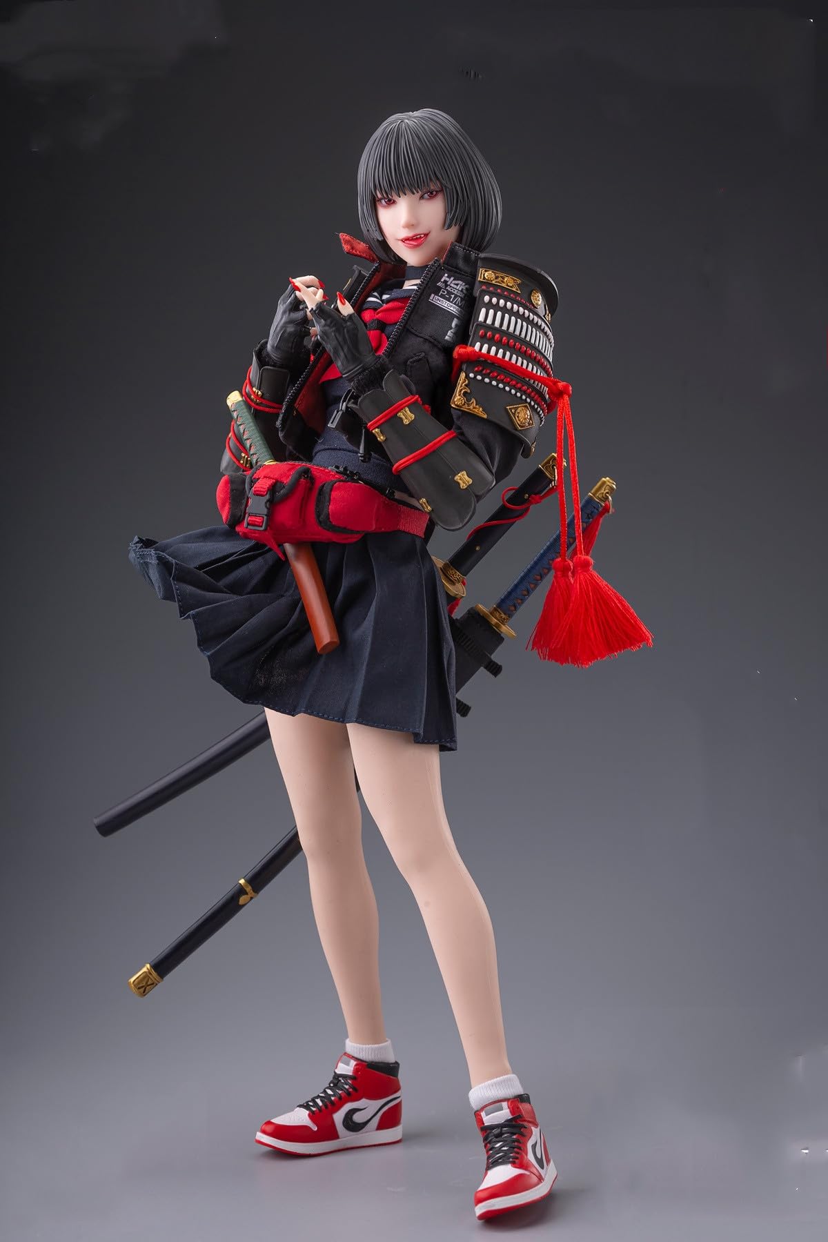 Amazon | 【Tbmodel 】I8Toys 1/6 フィギュア Kina OOKAMI 素体 目が