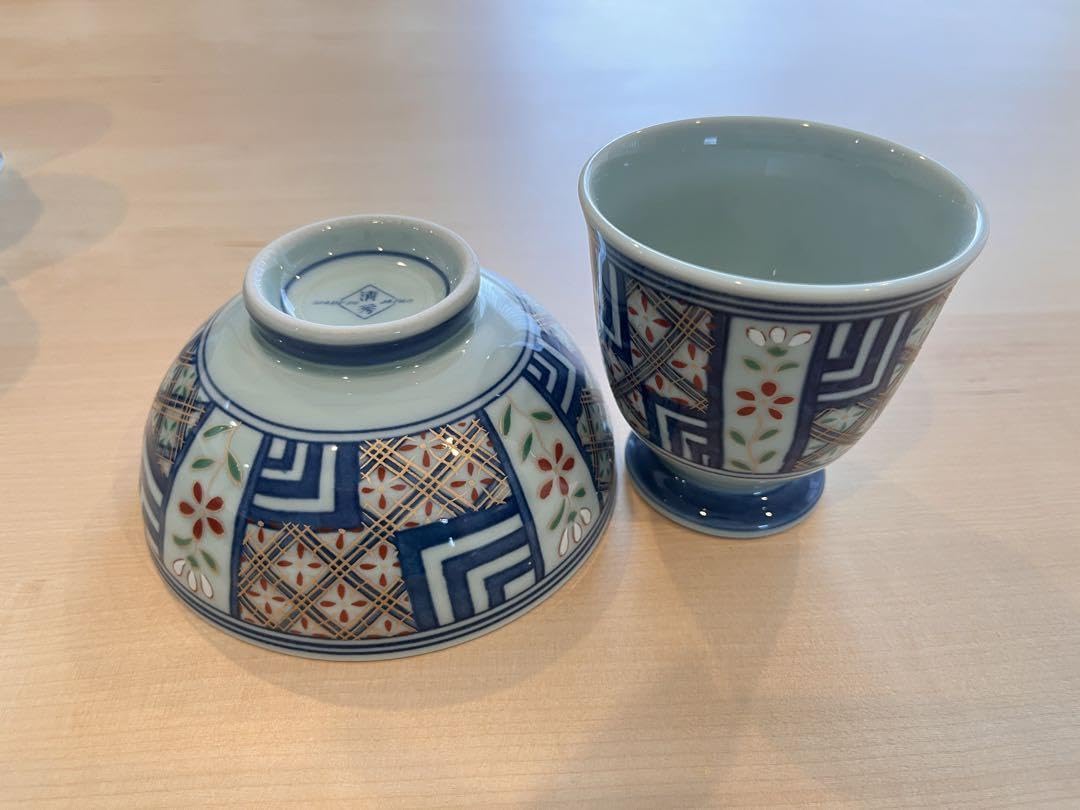 Amazon.co.jp: 有田焼 清秀窯 染錦 伊万里 花紋 お茶碗 湯呑みセット