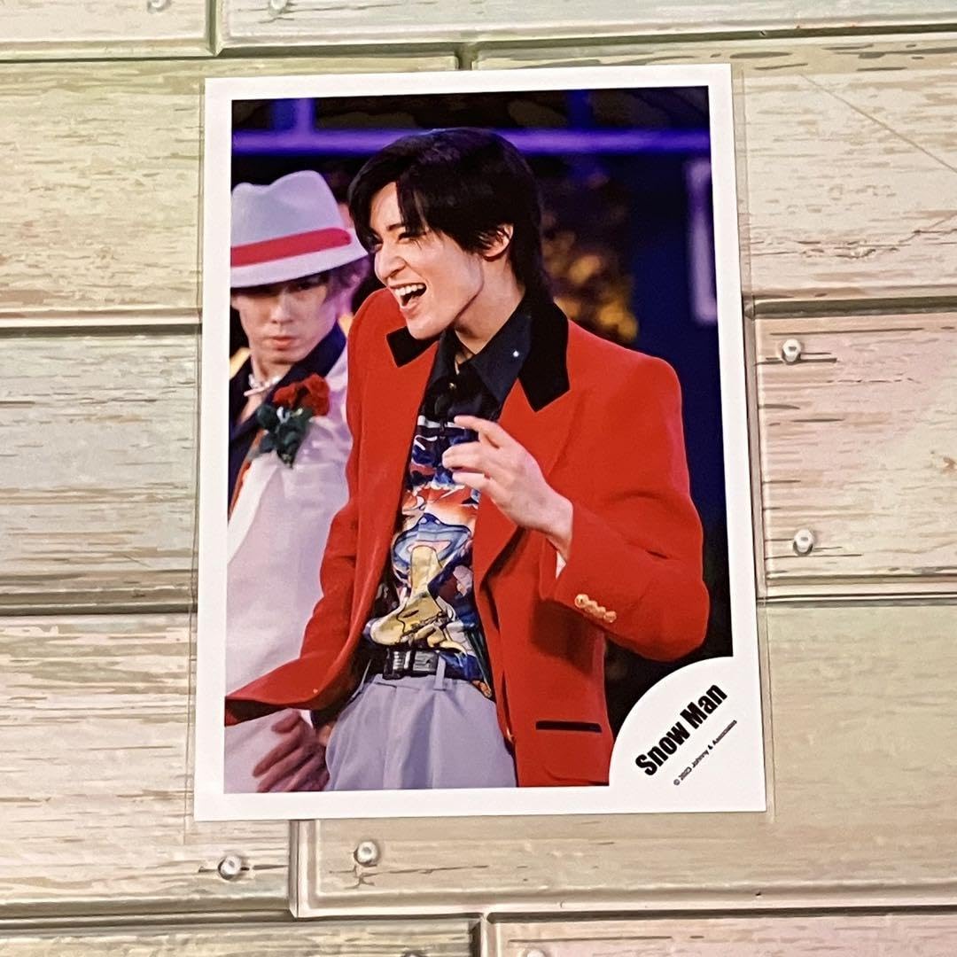 Amazon.co.jp: SnowMan公式写真 792目黒蓮Dangerholic オフショ