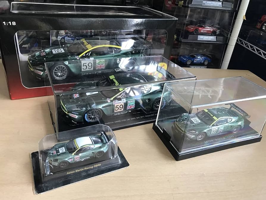 Amazon | 1/18オートアート・1/24スパーク他1/43・1/64 アストン