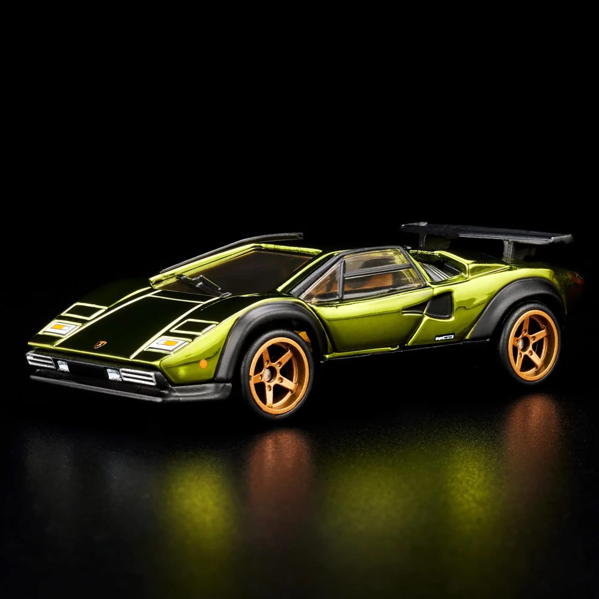 Amazon.com: Hot Wheels '82 Lamborghini Countach LP500 S RLC