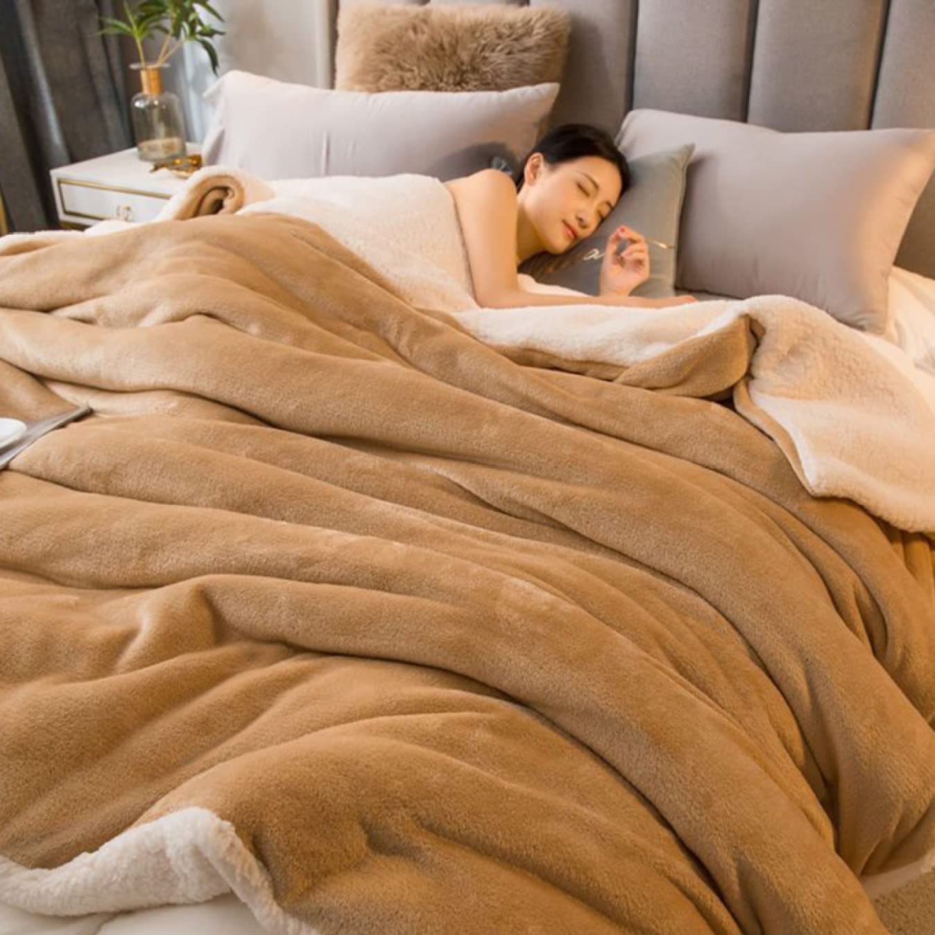 Amazon｜[BKVB] 高い保温性 冬用肌掛け布団 カラー シングル はだかけ