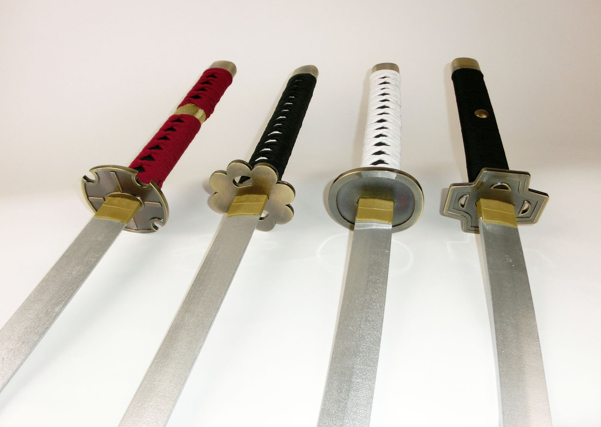 Amazon.co.jp: 海賊刀 日本刀 模造刀 武士刀 木製 木 コスプレ 104cm