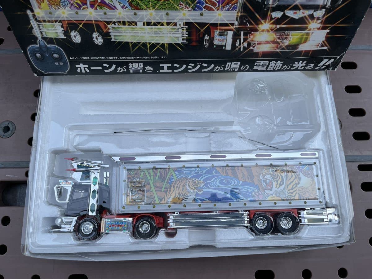 廃盤・絶版 TAIYO アートトラック vol.1 雲龍 デコトラRC 廃盤・絶版