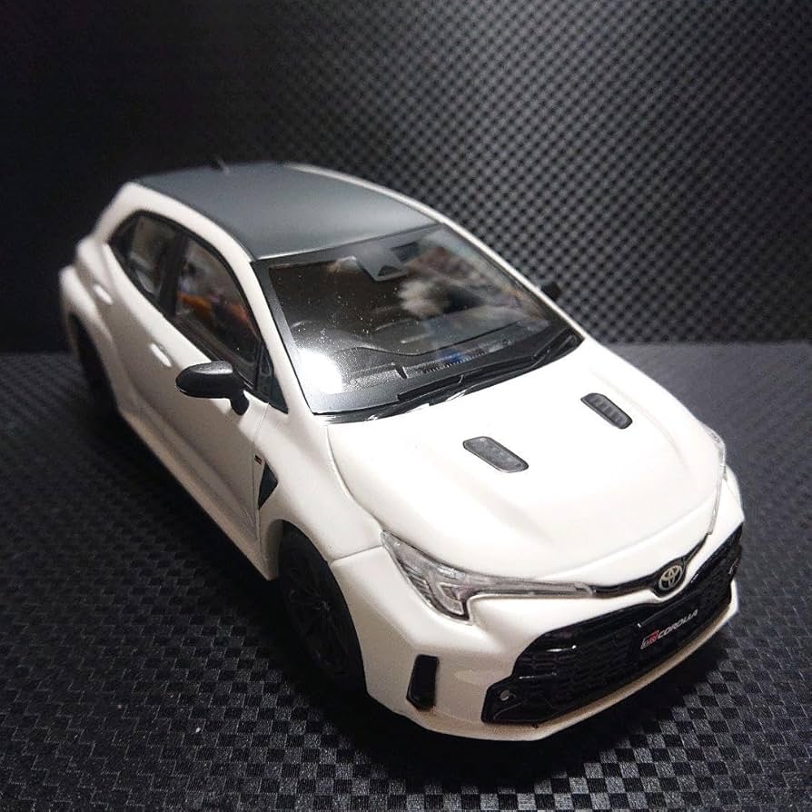 トヨタGRカローラ カラーサンプル ミニカー スーパーホワイト(040