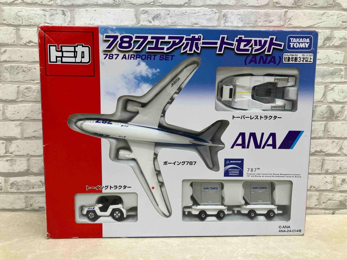 Amazon.co.jp: トミカ 787エアポートセット(ANA) タカラトミー