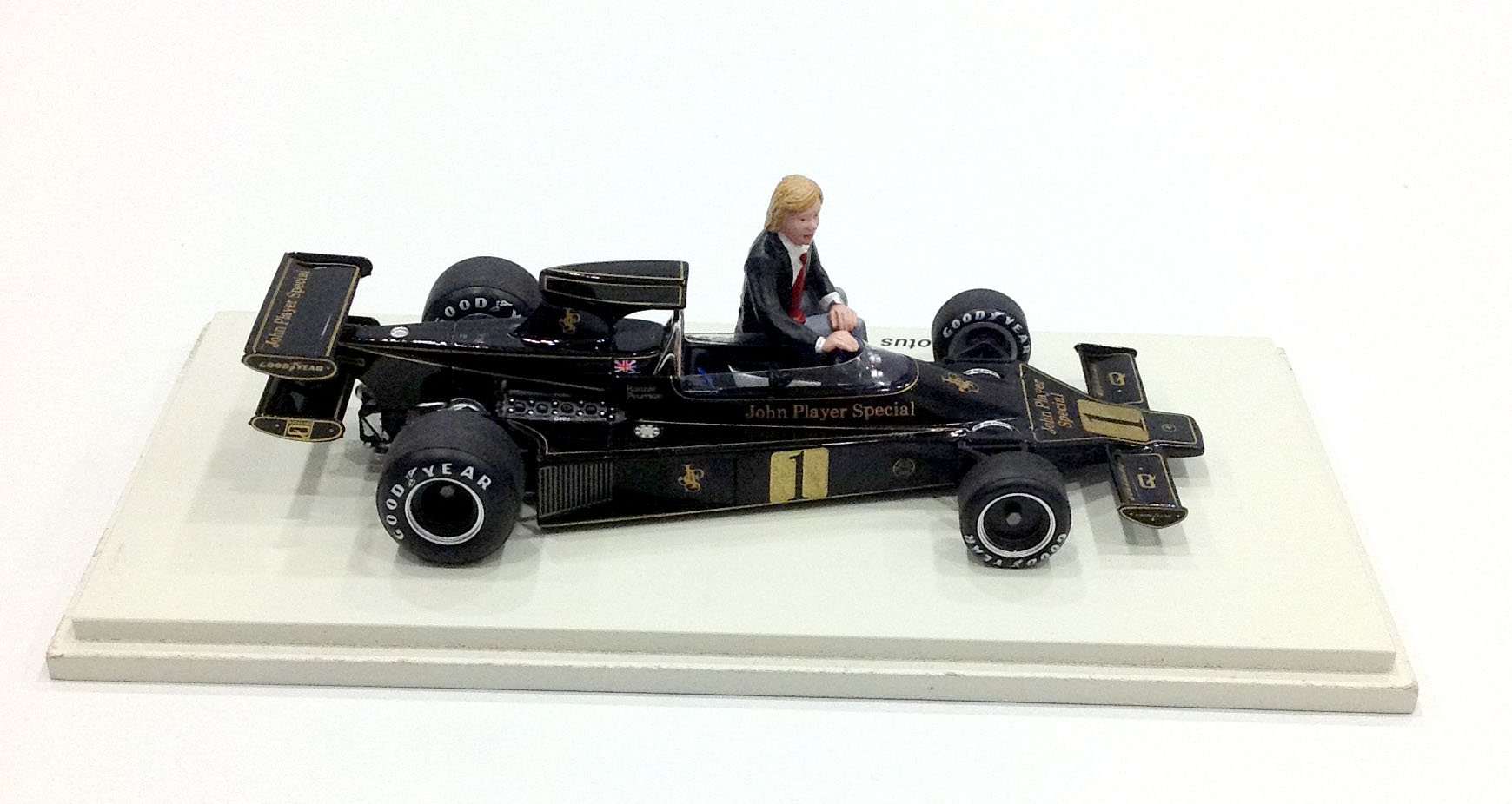 Amazon | 【PLANEX COLLECTION/Spark】1/43 ロータス 76