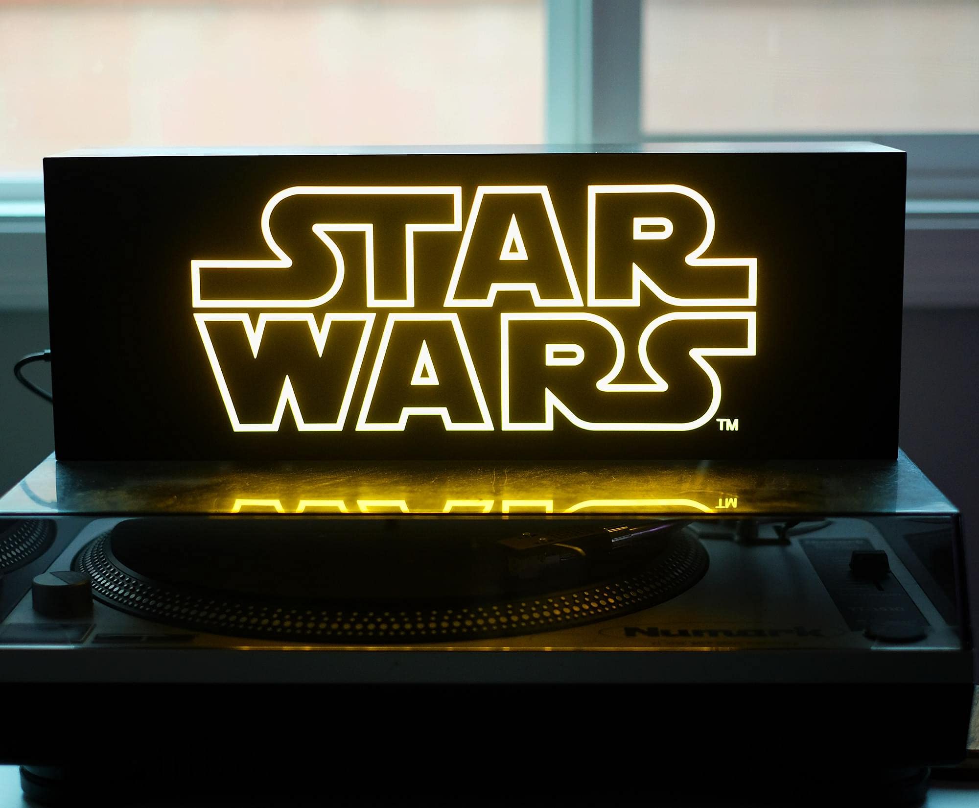 Amazon.com: Star Wars Official Logo 17-Inch Light Box | USB