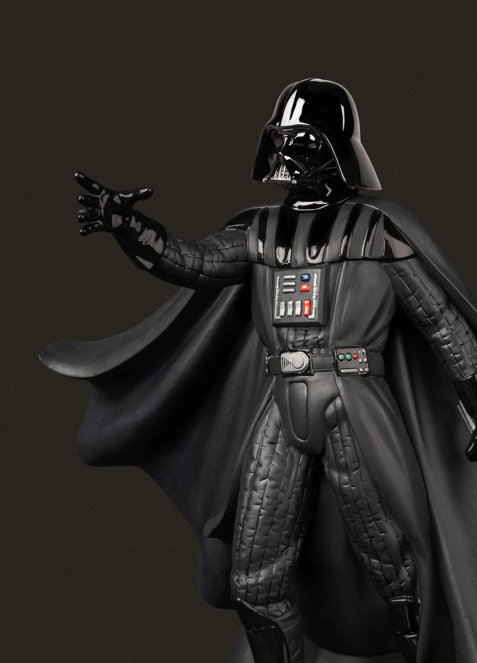 Amazon.co.jp: LLADRÓ 限定版 ダースベイダー 彫刻 #9421 : ホーム