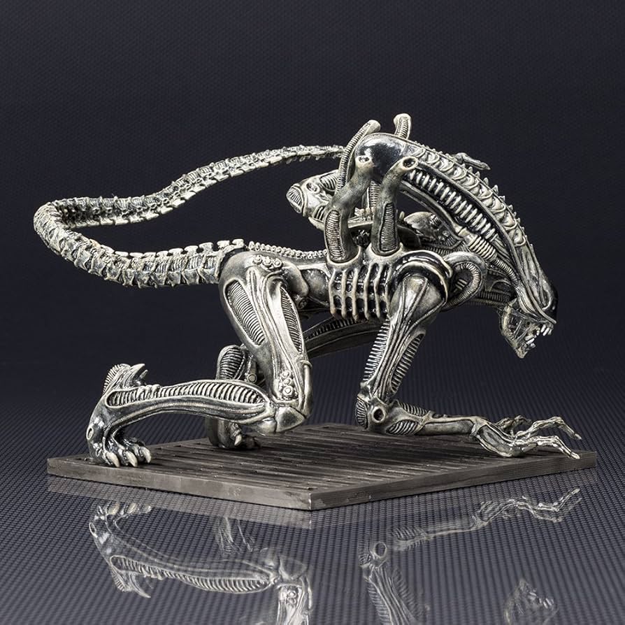 コトブキヤ Warrior Alien 1/6 スケール塗装済組み立てキット