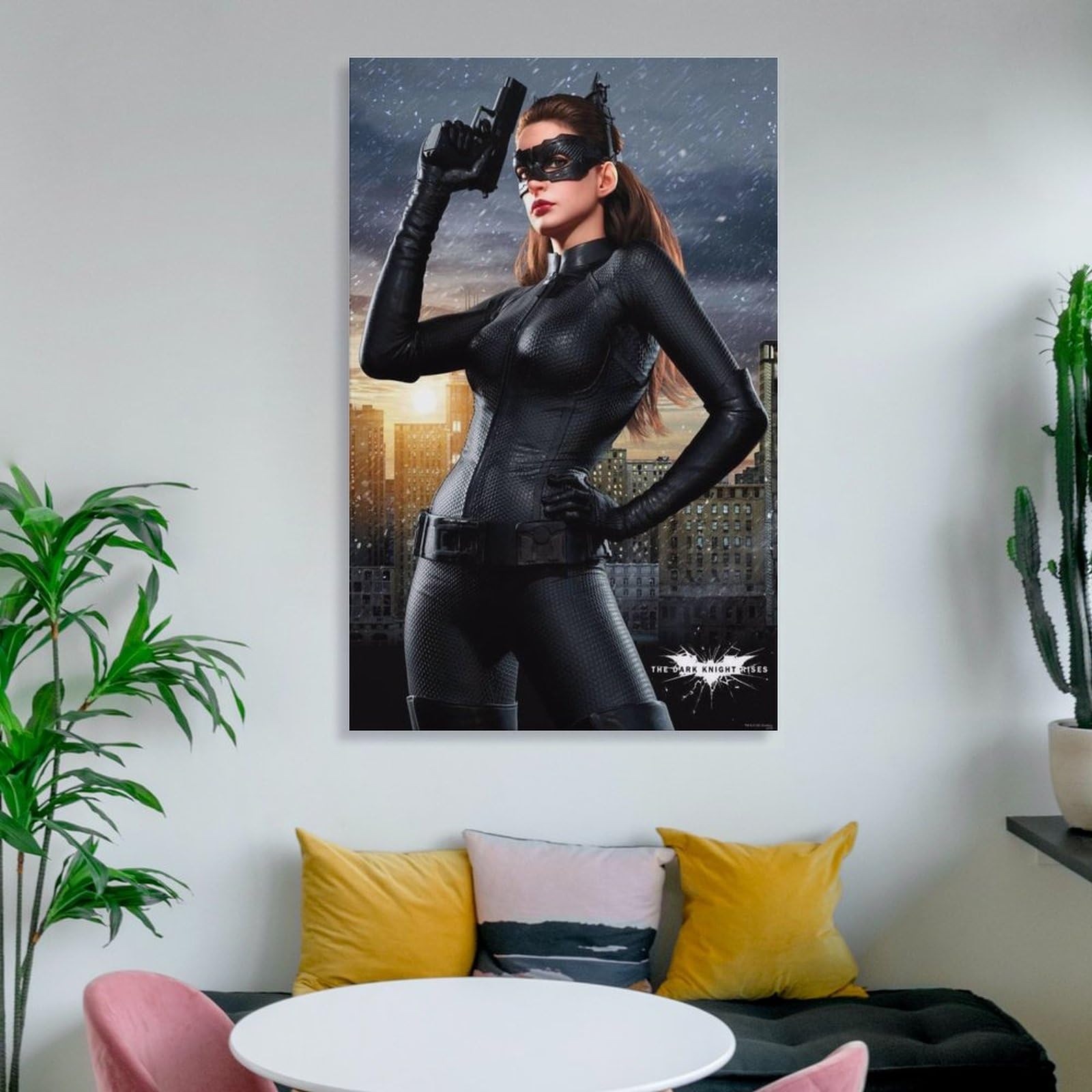 Amazon.co.jp: 『ダークナイトライジング』で キャットウーマンを演じ