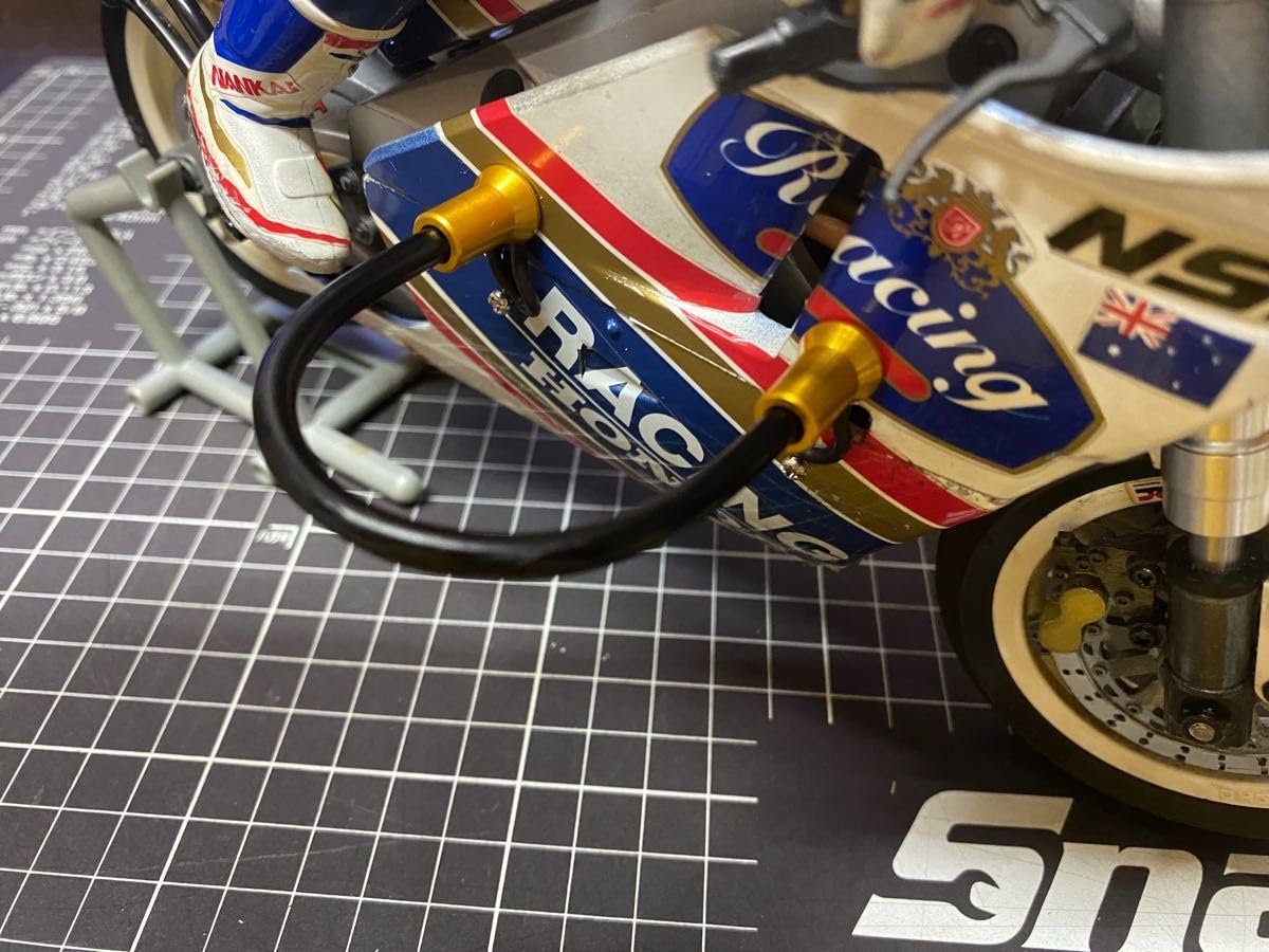 Amazon.co.jp: ハングオンレーサー対応 ZHレーシング サイドガード