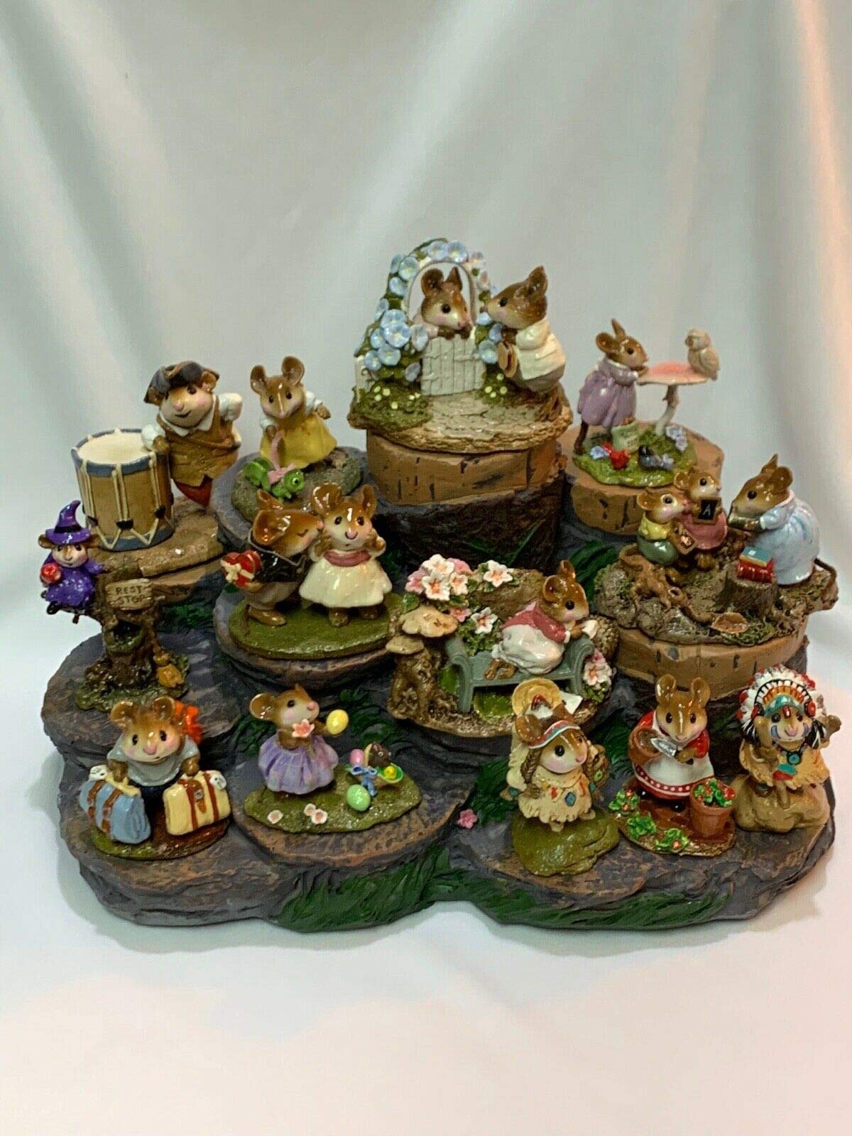 Amazon.com: WFF Great Tree Stump Display for Wee Forest Folk not