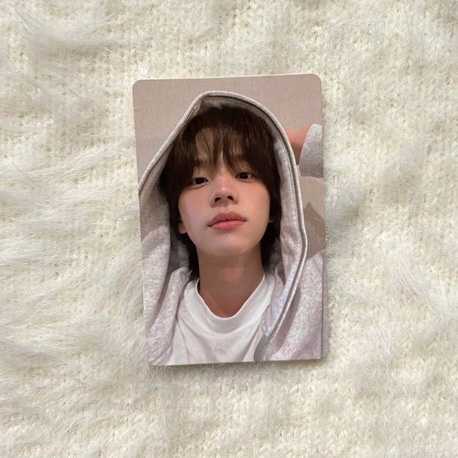 Amazon.co.jp: TWS シニュ トレカ QDJF : おもちゃ