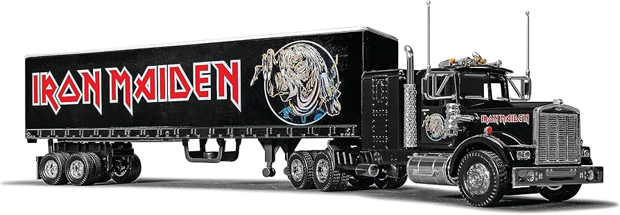 Amazon.co.jp: Corgi Iron Maiden 輸送トラック ブラック 1/50 ダイ