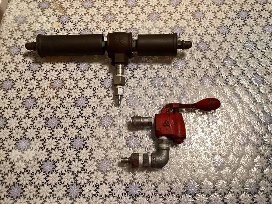 Amazon.co.jp: AW-2 ホイッスル 汽笛 警笛 2点セット ！ : 楽器・音響機器