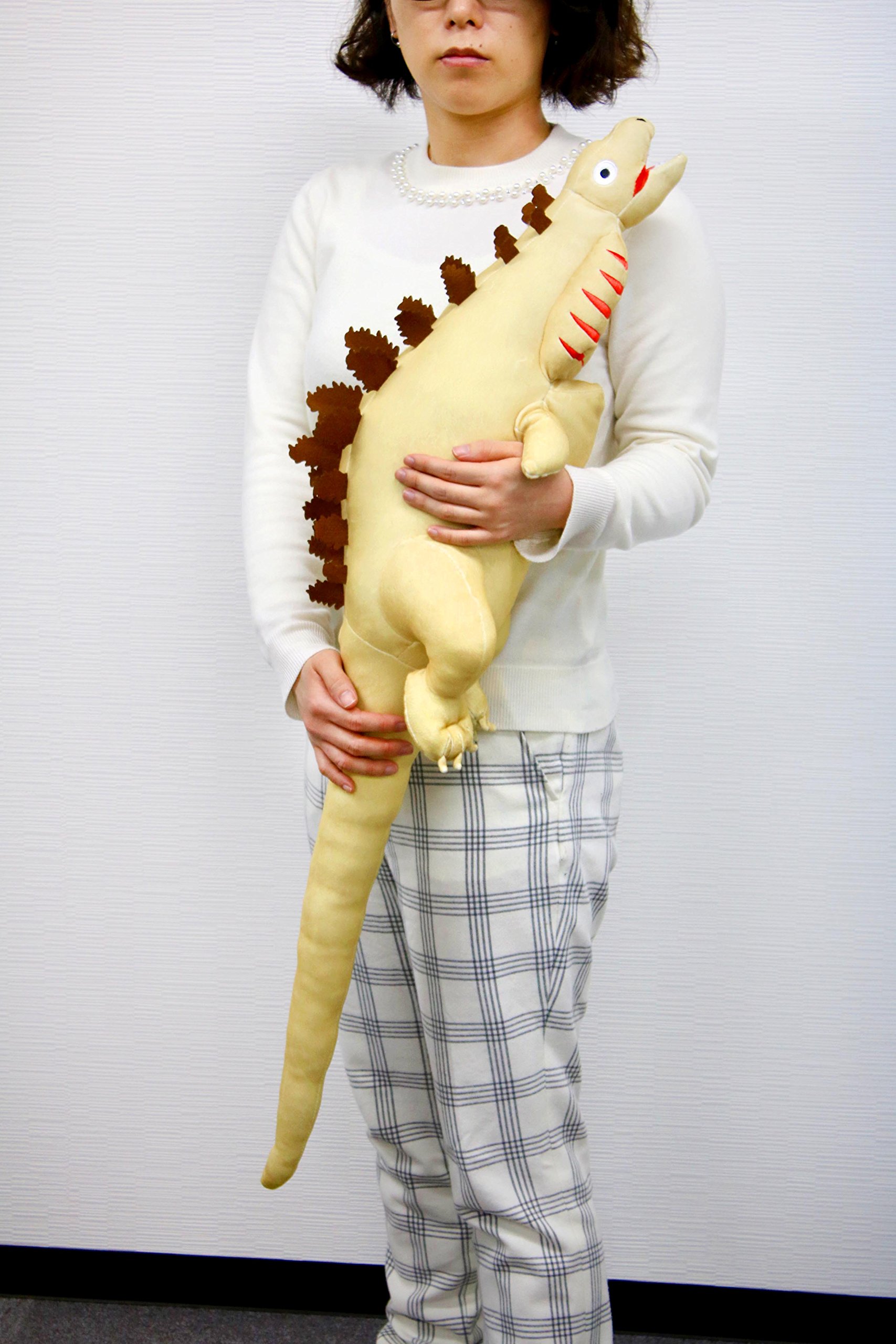 Amazon.co.jp: シン・ゴジラ 第2形態 もちっとクッション 全長約100cm