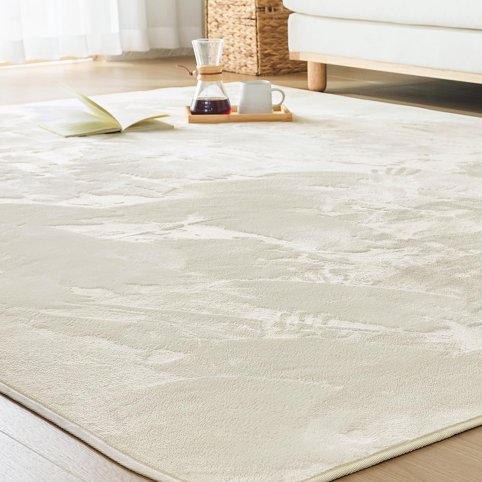 Amazon｜VK Living カーペット ラグ ラグマット 絨毯 135×185cm(約1.5