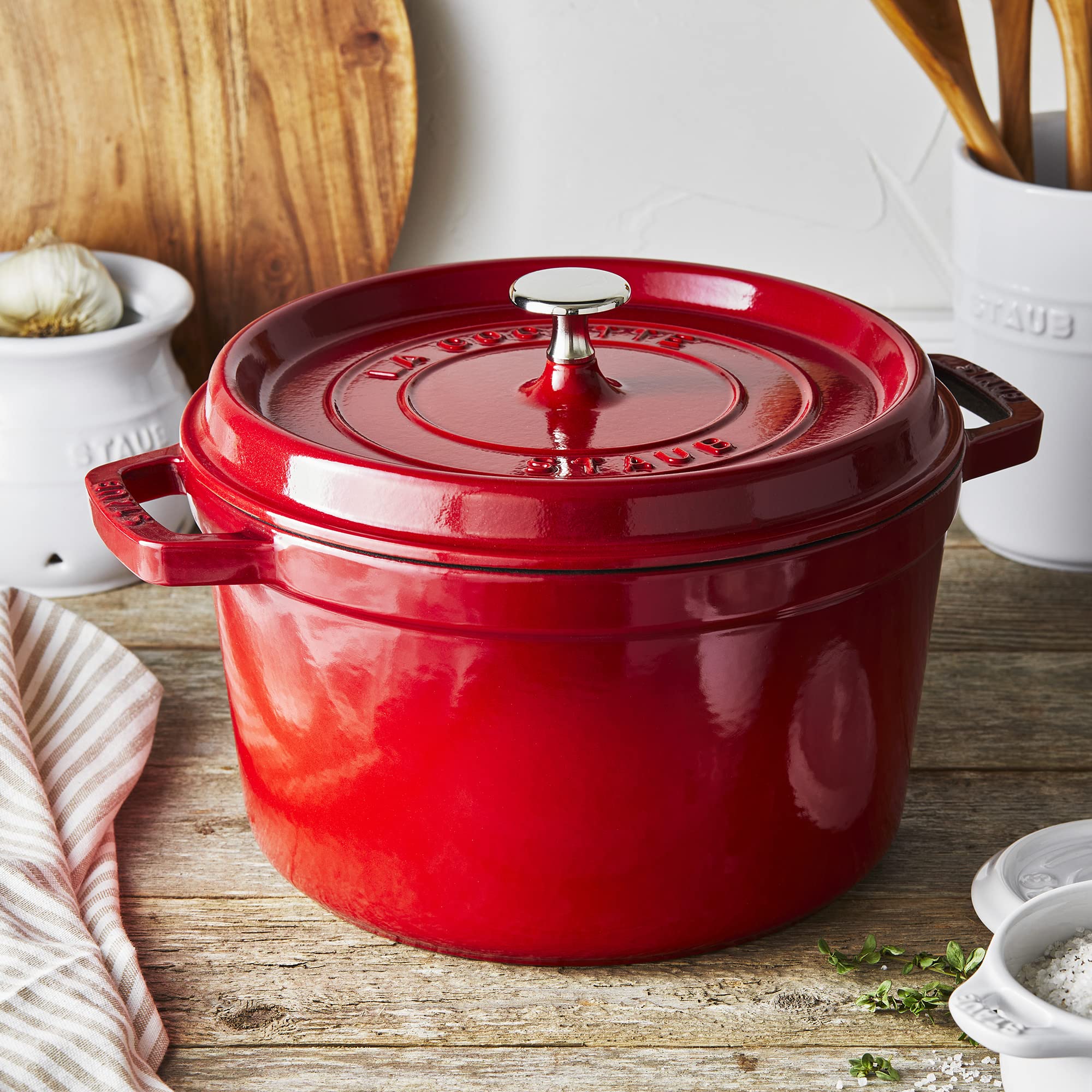 Amazon.co.jp: Staub (ストウブ) 鋳鉄製ダッチオーブン 高さ5クォート