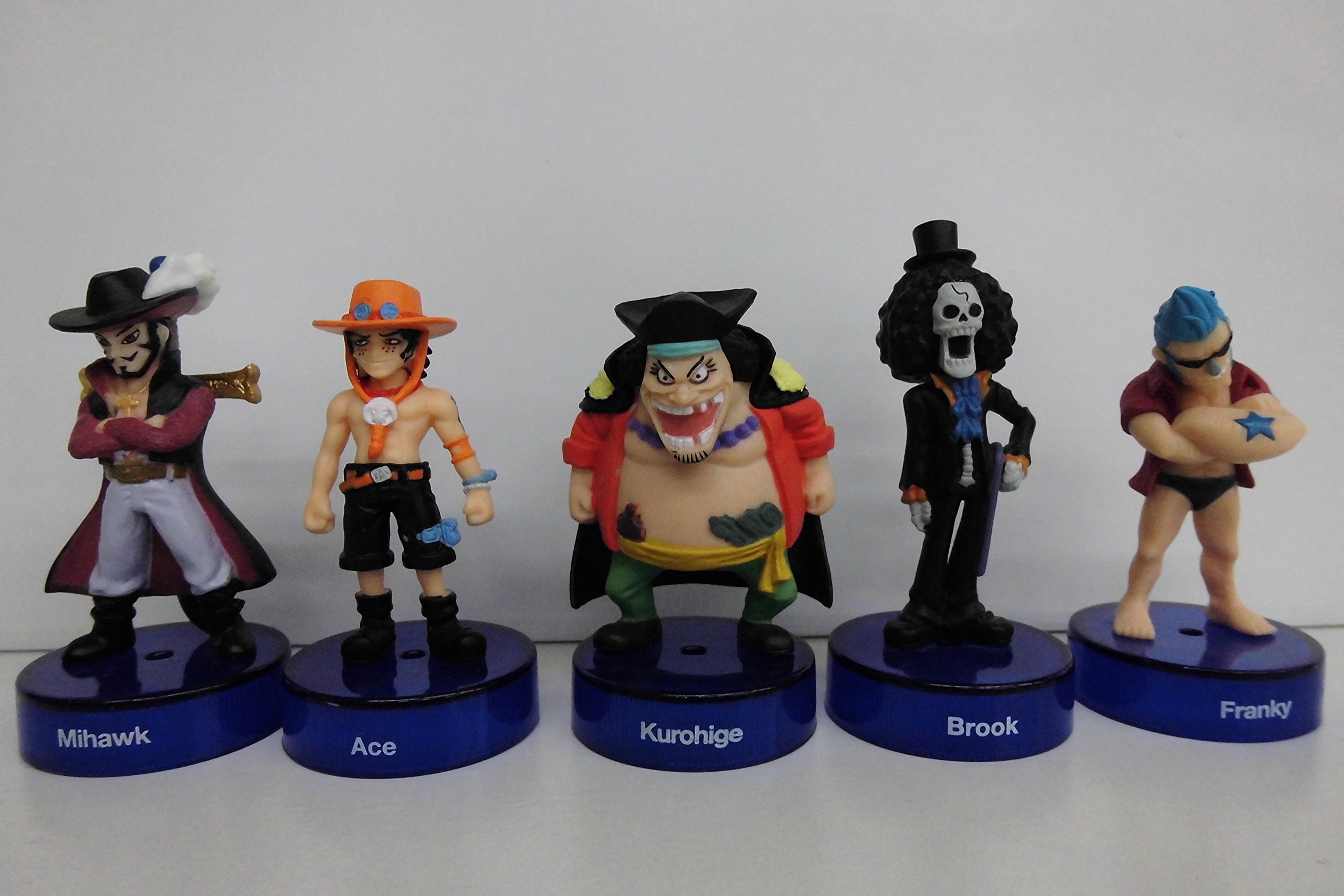 Amazon | ワンピース ボトルキャップフィギュア 14種 | フィギュア
