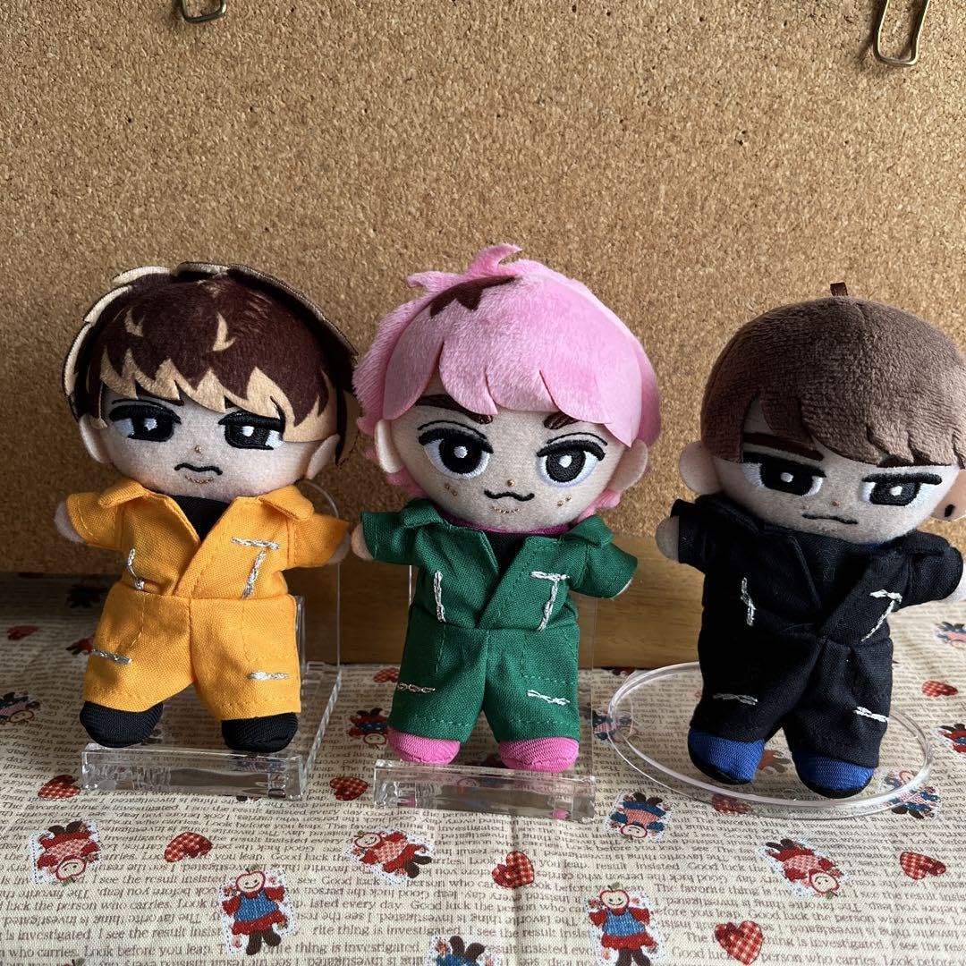 Amazon.co.jp: まーみ様 SnowManそれスノつなぎ風 すのチル用