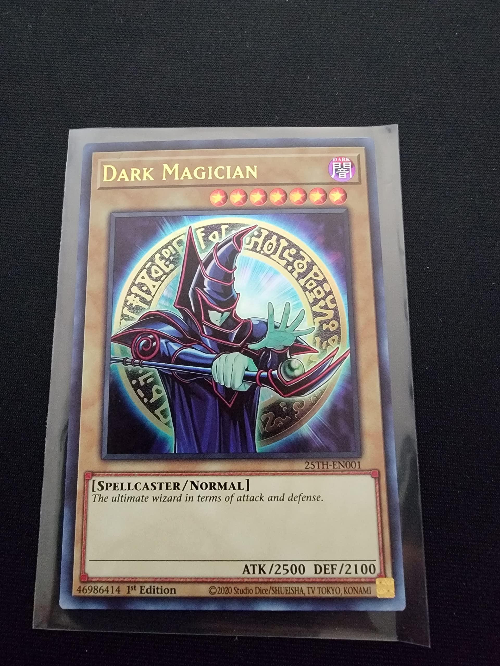 Dark Magician - 25TH-EN001 - Ultra Rare - 1st Edition : Amazon.co
