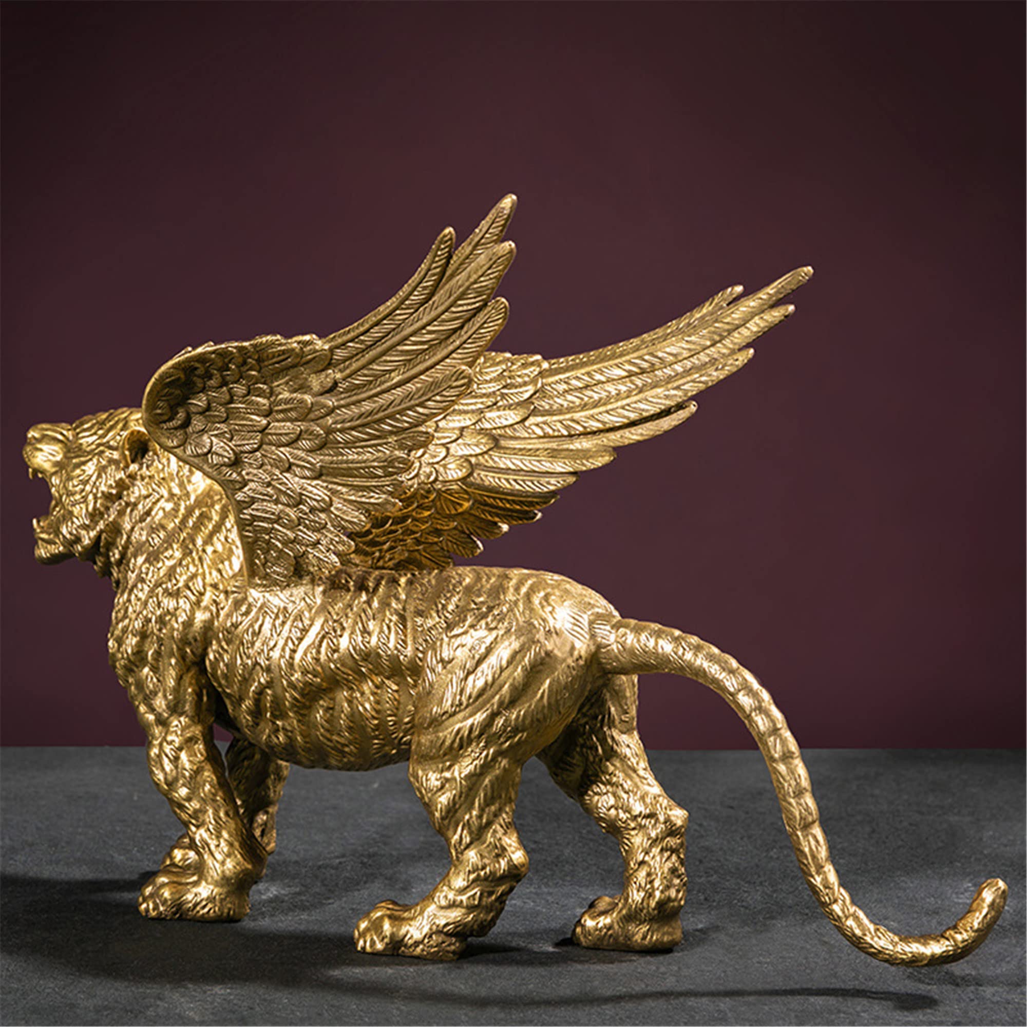 Amazon.co.jp: 真鍮の虎の飾り置物、天使の羽を持つ虎の彫刻、ブロンズ