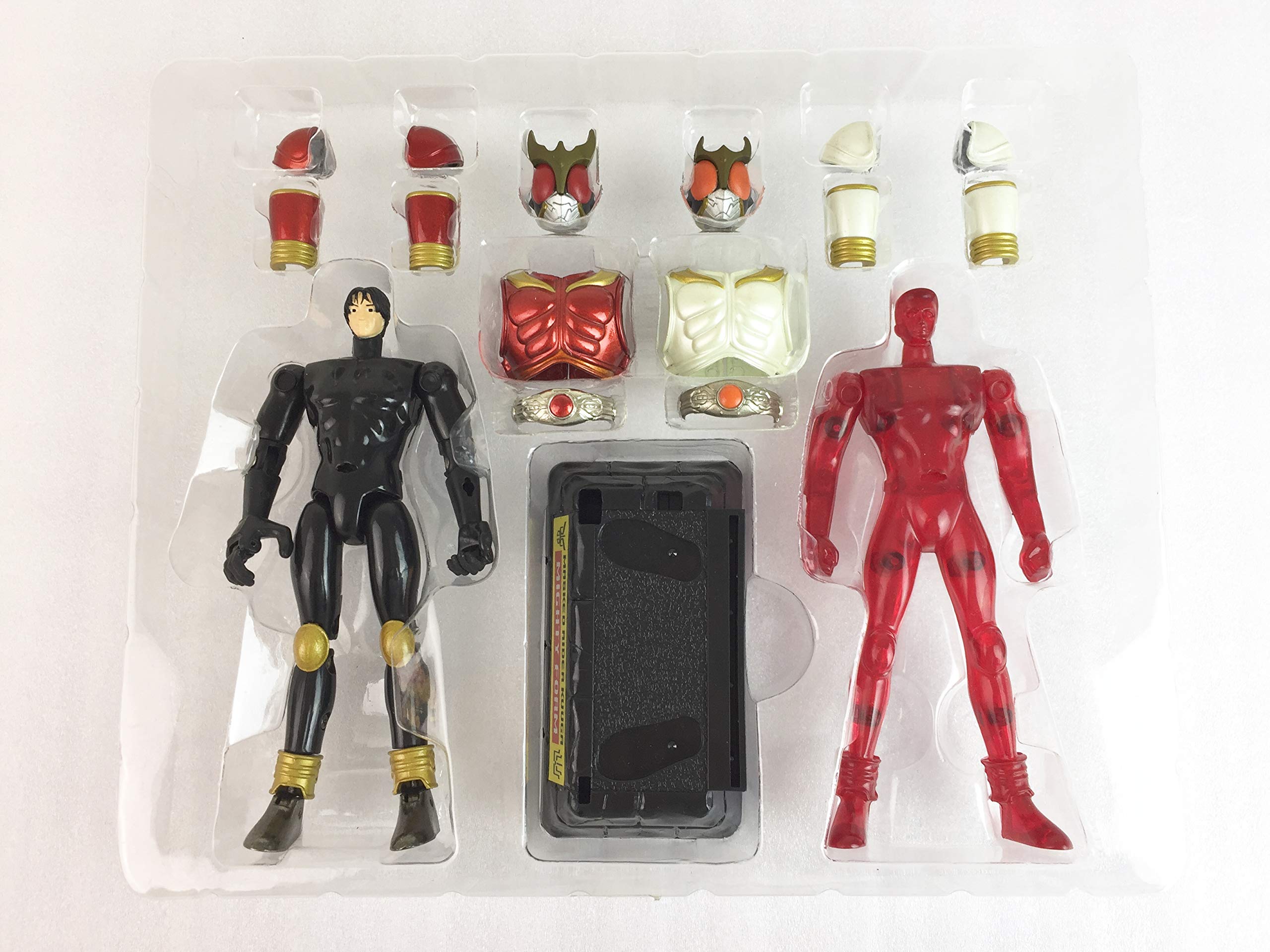 Amazon.co.jp: 超合金 装着変身仮面ライダークウガ マイティフォーム