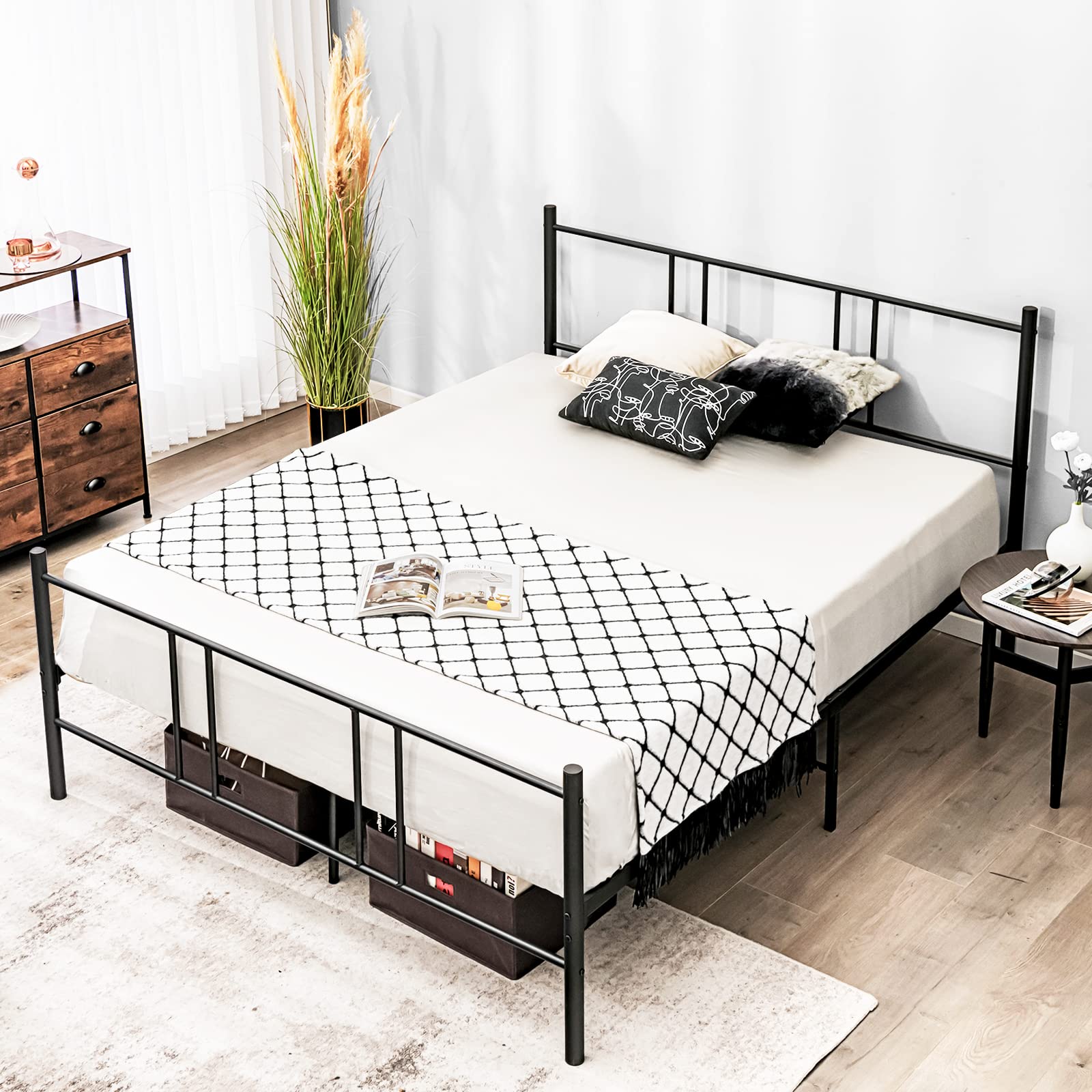 Amazon.com: Giantex Queen Size Platform Bed Frame, Reinforced Bed