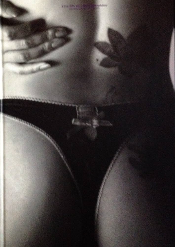 Amazon.co.jp: 中島美嘉 限定豪華BOX 「Love fills all」 : 本