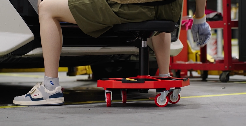 Amazon.com: Goplus Rolling Garage Stool, 16”-22” Adjustable