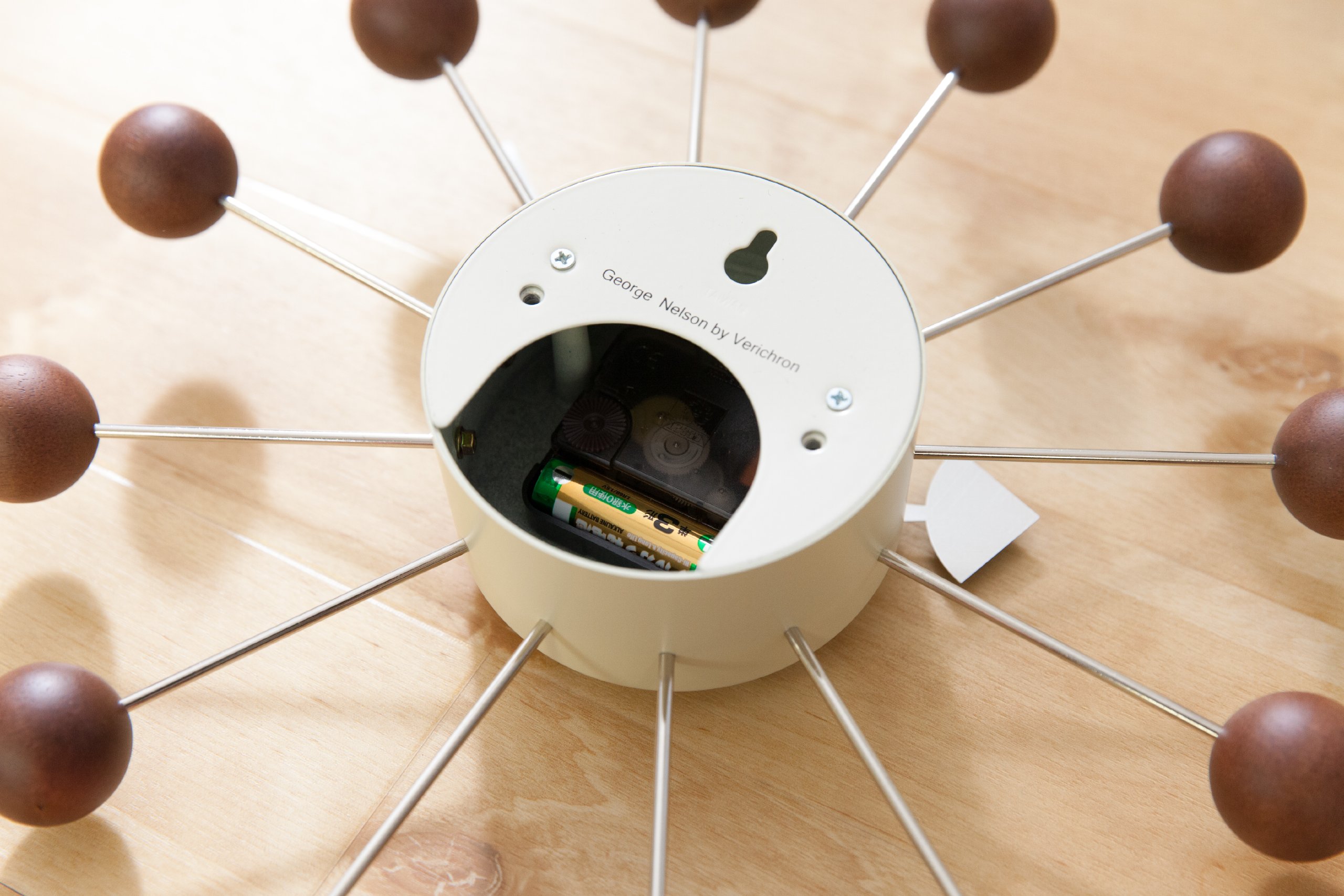 Amazon.co.jp: 壁掛け時計 ジョージ・ネルソン ボールクロック マルチ