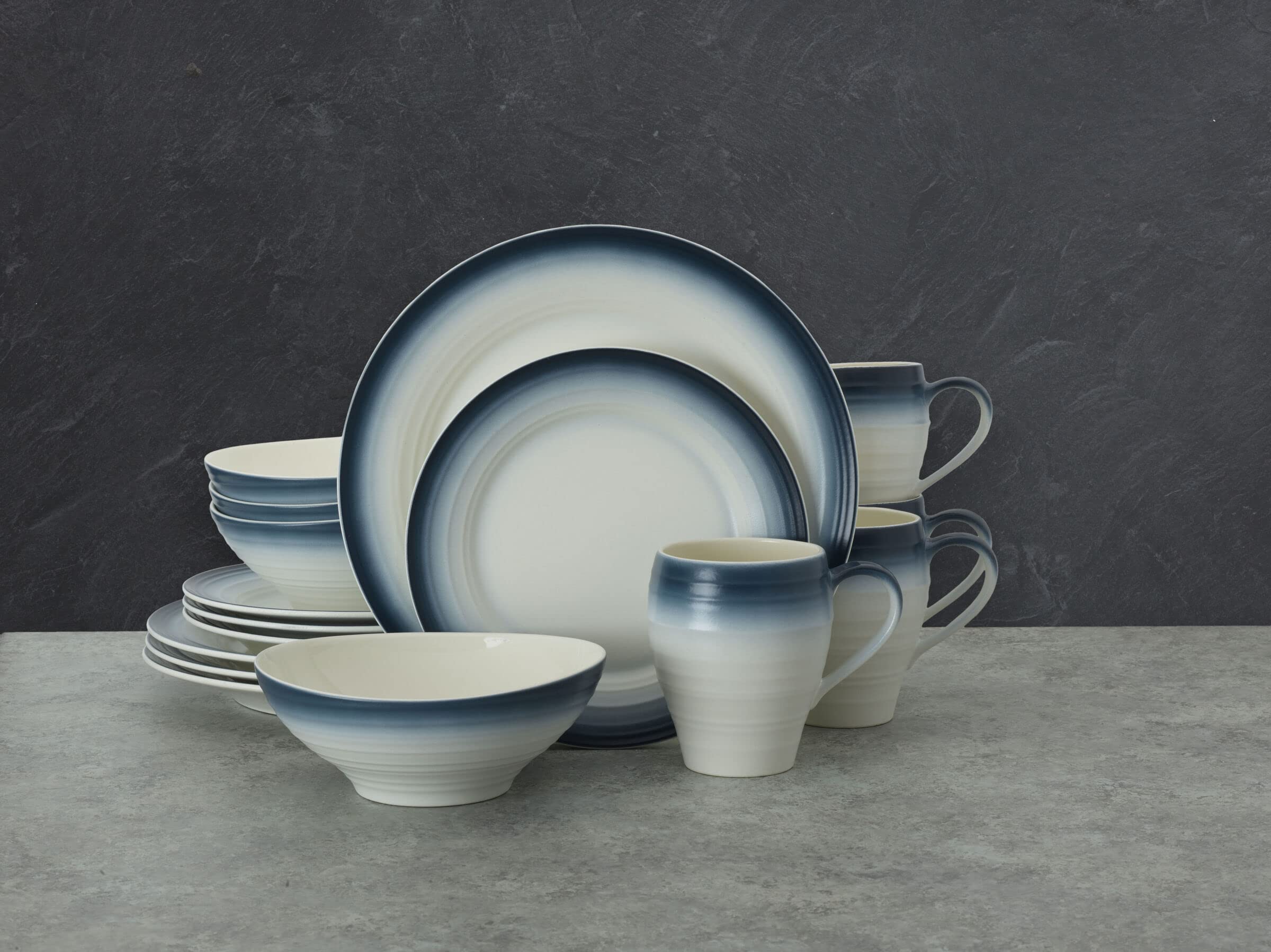 Amazon.com | Mikasa Swirl 16-Piece Dinnerware Set, Service For 4