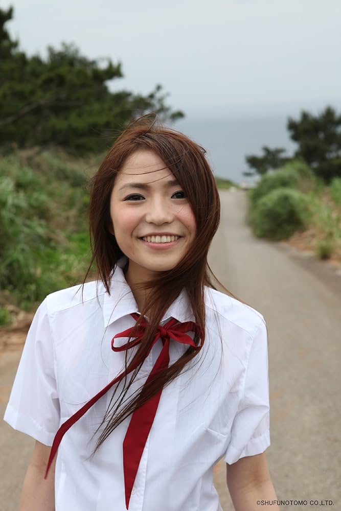 Amazon.co.jp: 酒井香奈子水着1st写真集 KANAKO : 酒井