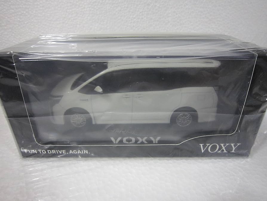 Amazon | トヨタ 1/30 オフィシャルミニカー 新型 ヴォクシー VOXY