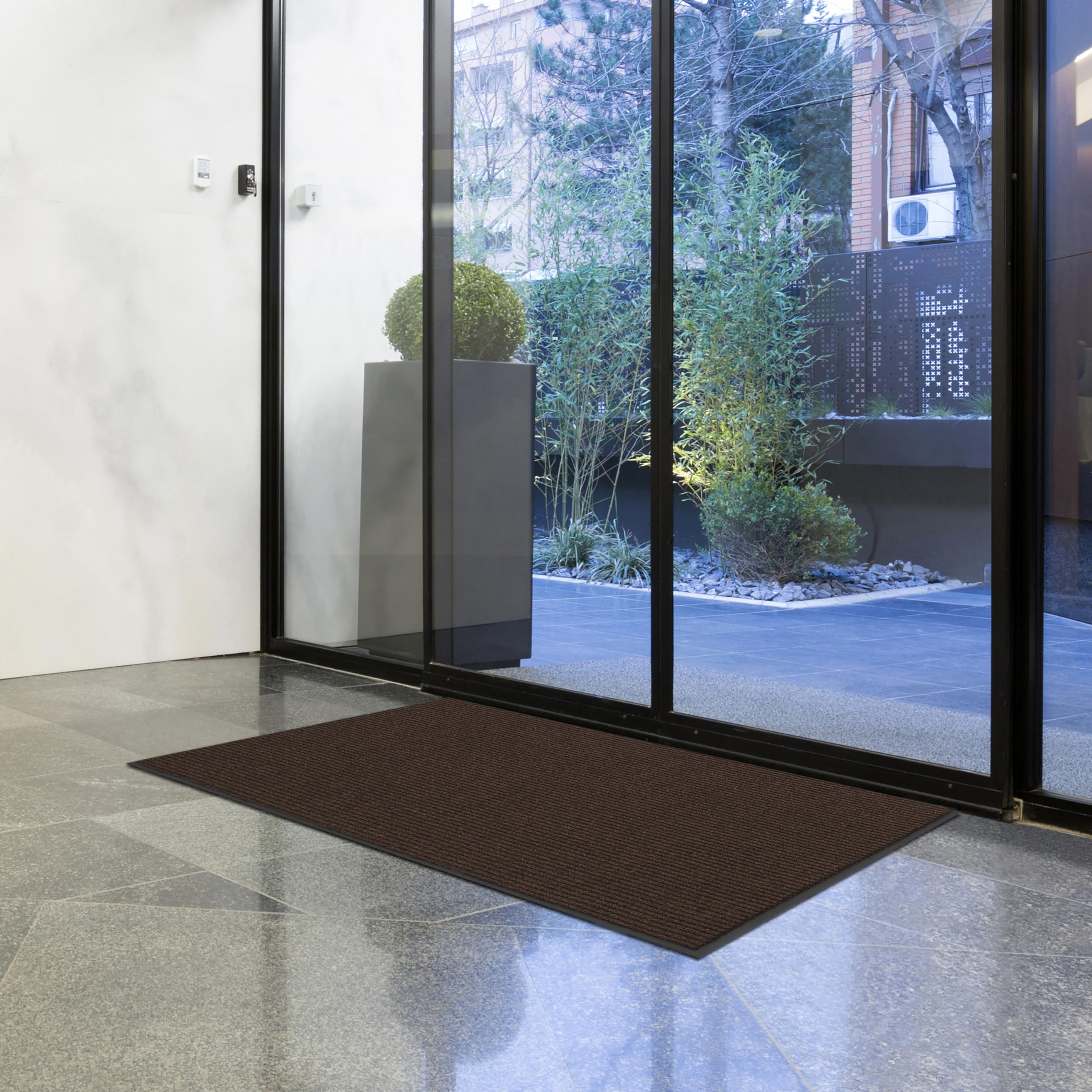 Amazon.com : Apache Mills 60-043-1410-18X27 Apache Rib Doormat