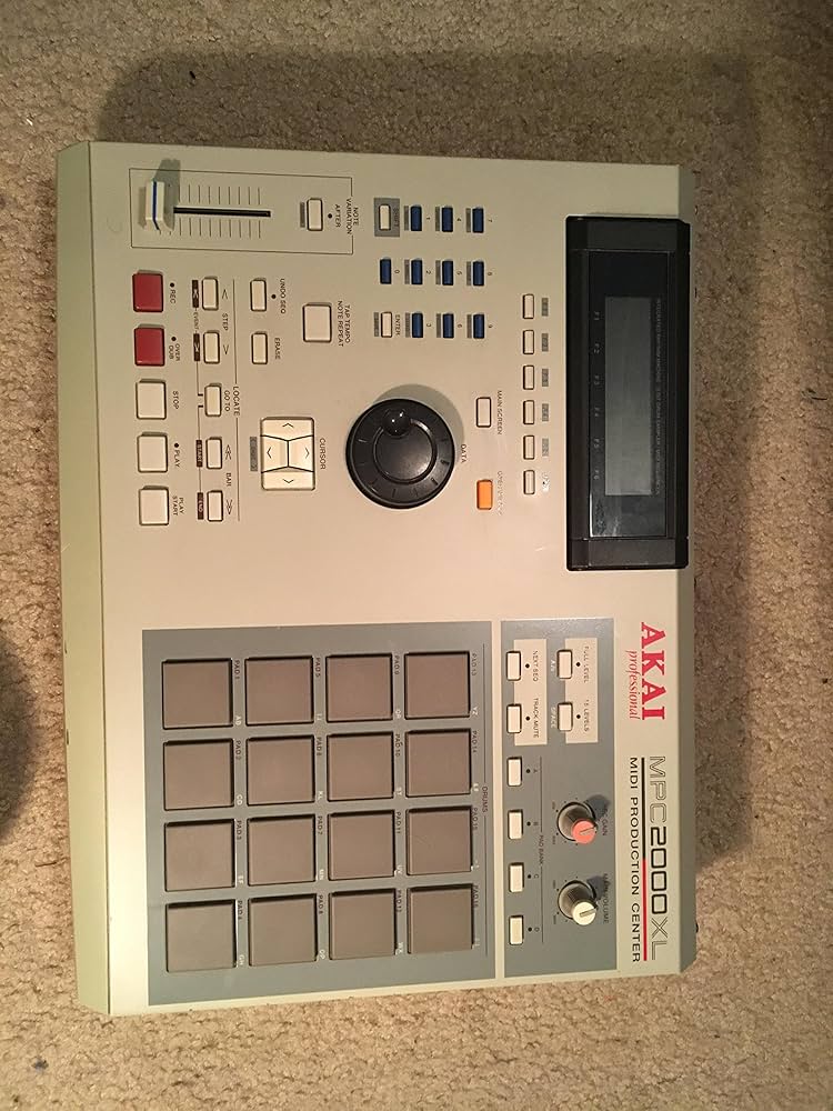 Akai Professional MPC2000XL MIDI Production Center Sampler