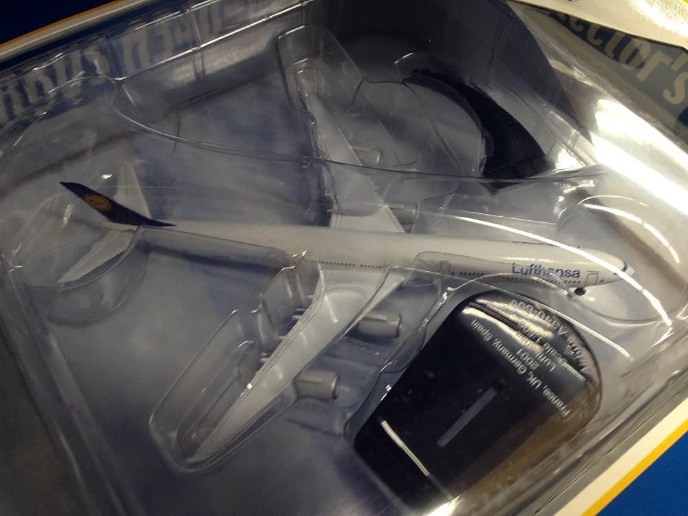 Amazon.co.jp: 世界の航空機100年物語 ライト兄弟の初飛行からエアバス