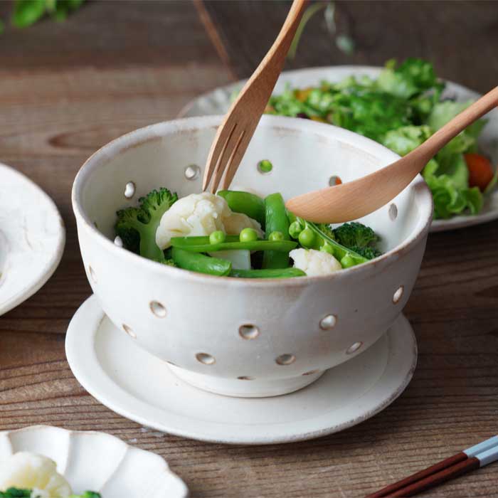 益子焼のザル kinari （☆プレートつき） 水切りボウル 穴あきボウル