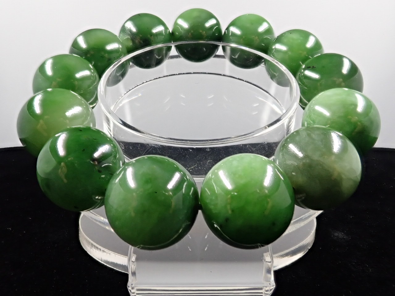 ネフライト（軟玉翡翠） ブレスレット 17.1㎜ 3A | 天然石,サ行