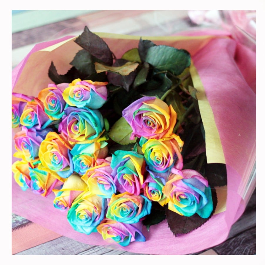 送料無料・クール便無料・ラッピング無料】染めバラ レインボーローズ