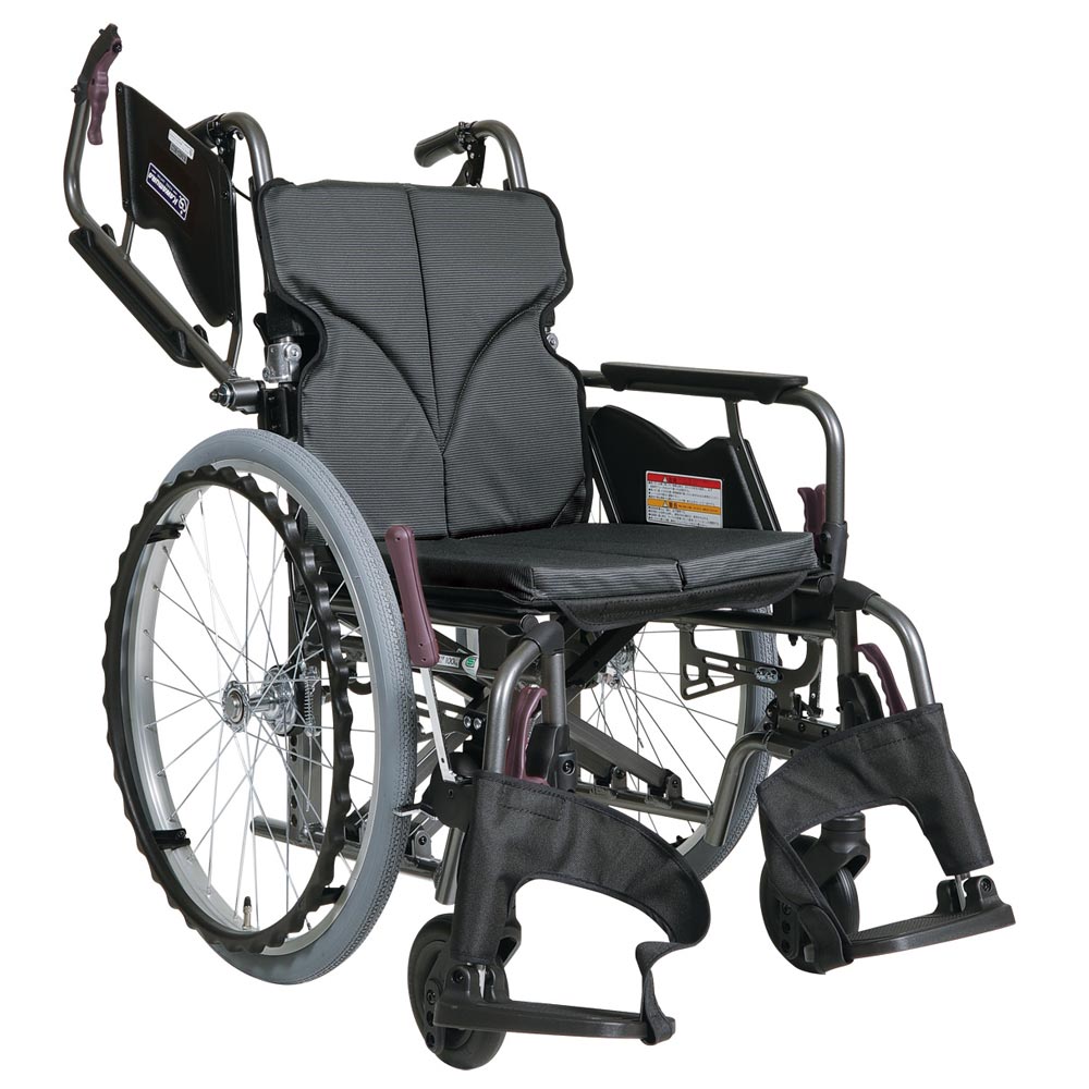 自走式車いす モダンBスタイル（エアータイヤ仕様・背折れ式・ドラム式