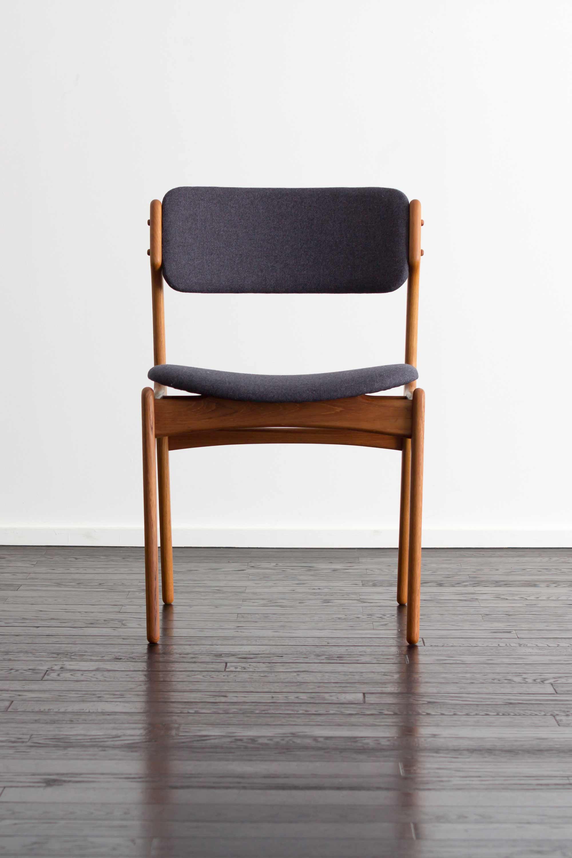 1_000000000698.jpg?1678209903