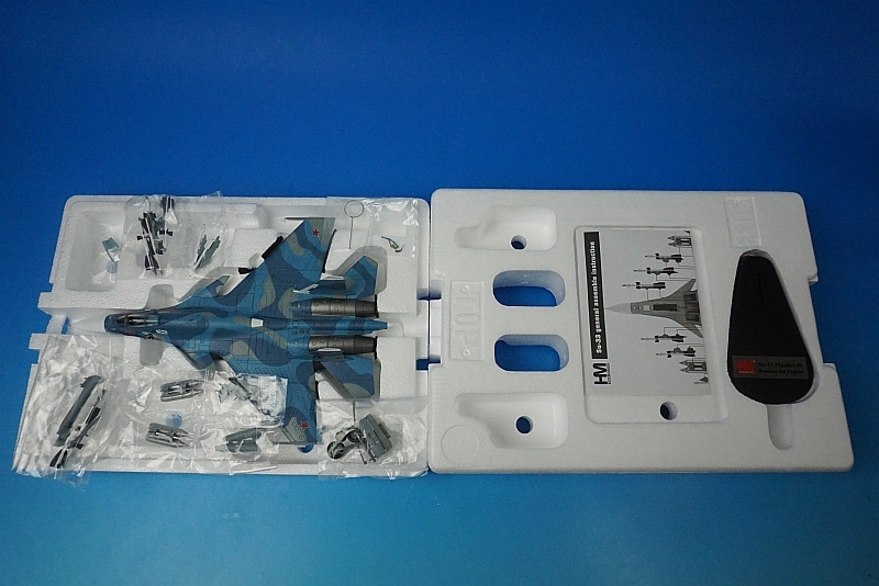 1/72 Su-33 フランカーD ロシア海軍 チムール・アパキージェ少将記念