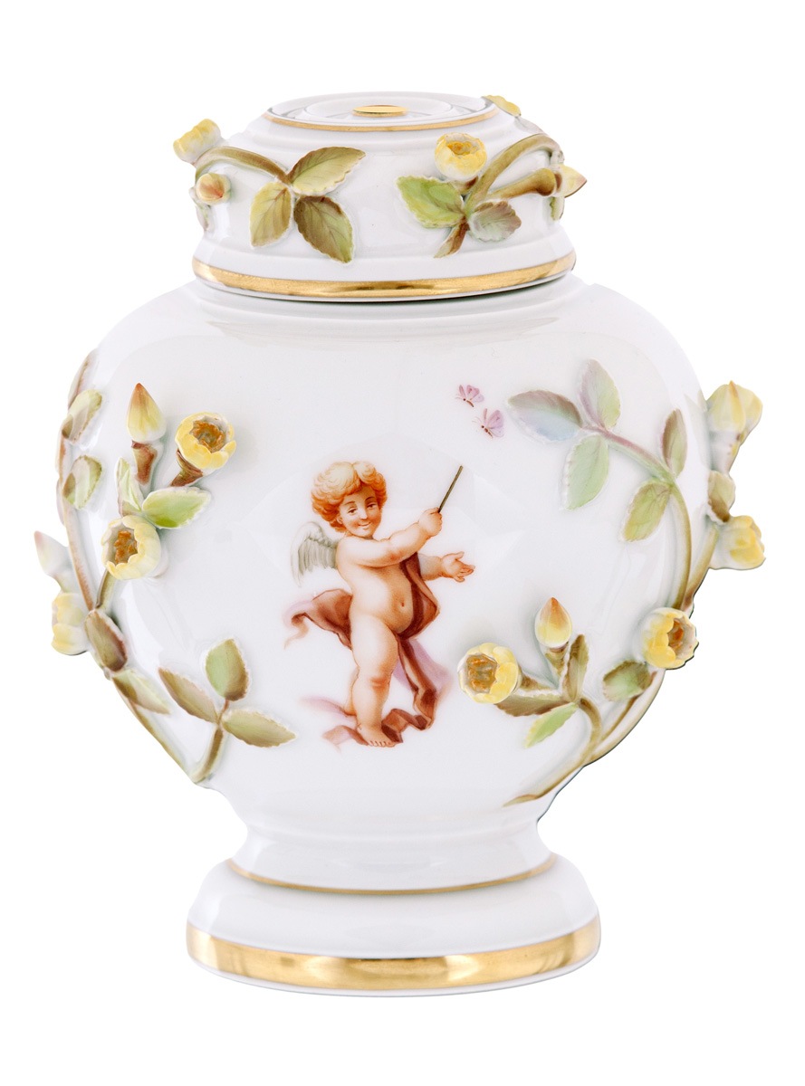 マイセン ボックス「戯れる天使と蝶」 82382/27A036 | すべての商品